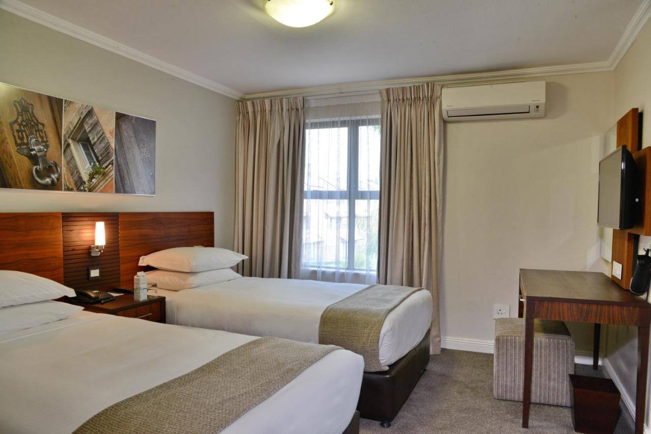 City Lodge Hotel Eastgate Йоханесбург Екстериор снимка