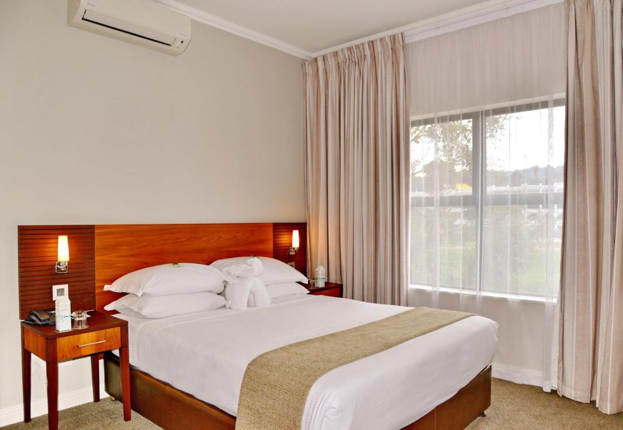 City Lodge Hotel Eastgate Йоханесбург Екстериор снимка