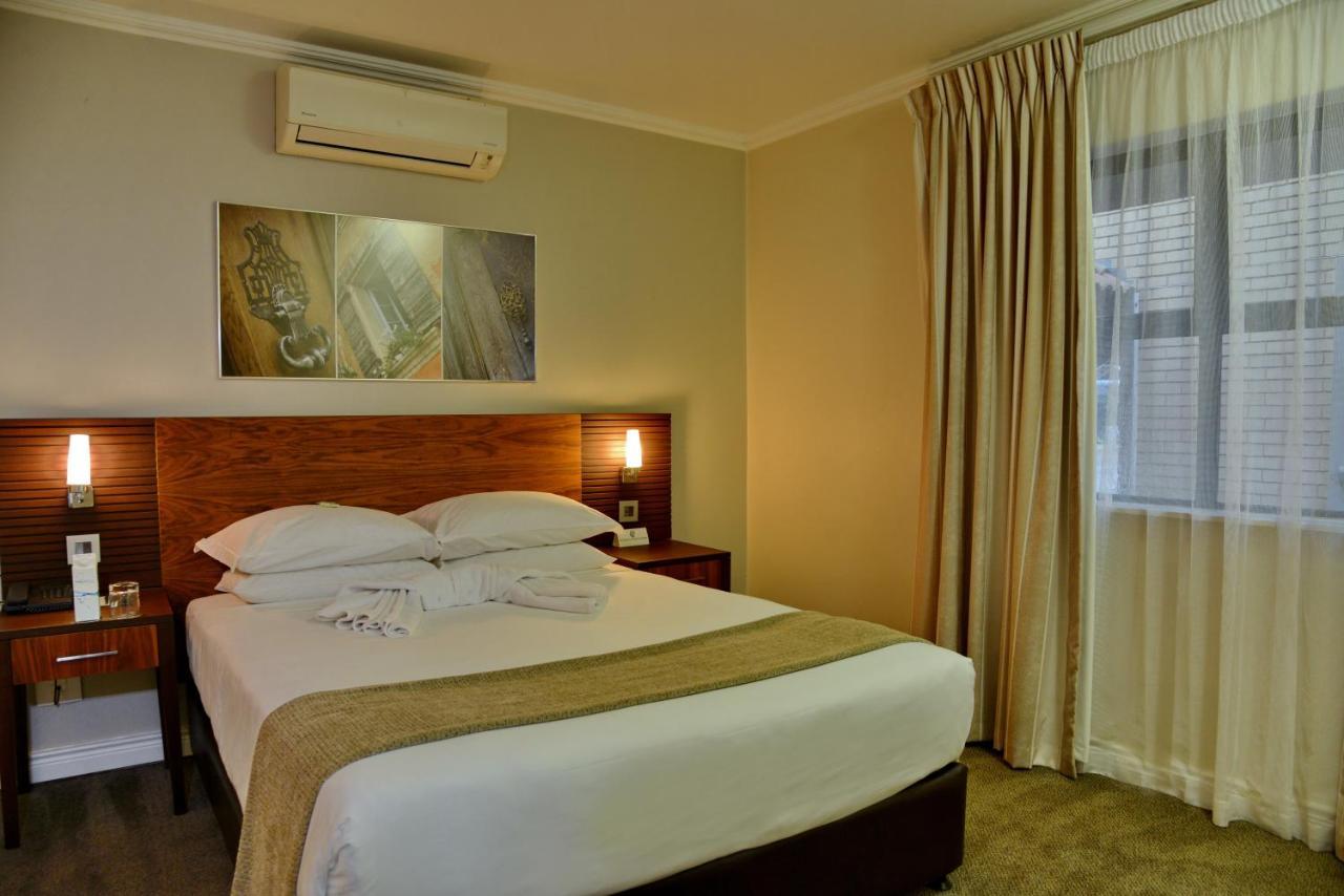 City Lodge Hotel Eastgate Йоханесбург Екстериор снимка